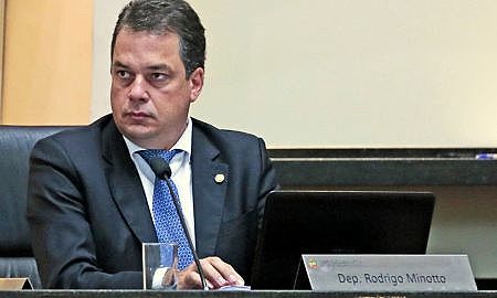 060219 plenario FQ 145