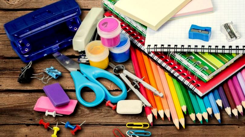 Materiais escolares divulgacao