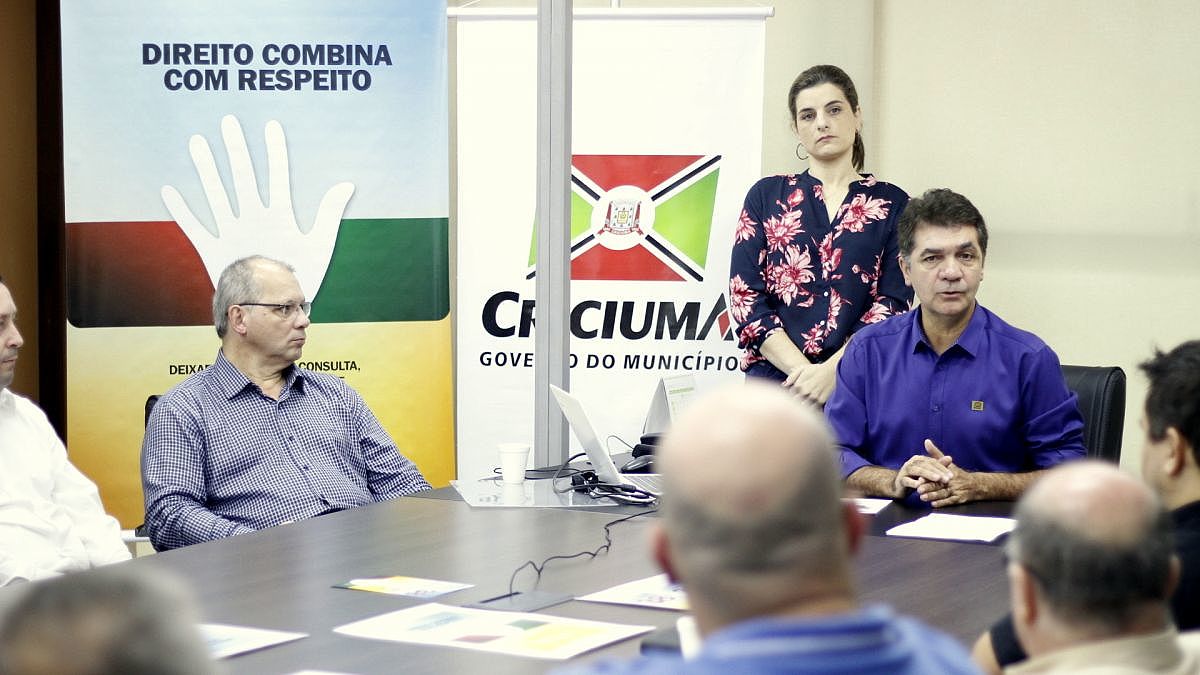 ReuniÃ£o entre Governo de CriciÃºma e pastores da AssemblÃ©ia de Deus de CriciÃºma Foto de Jhulian Pereira 2