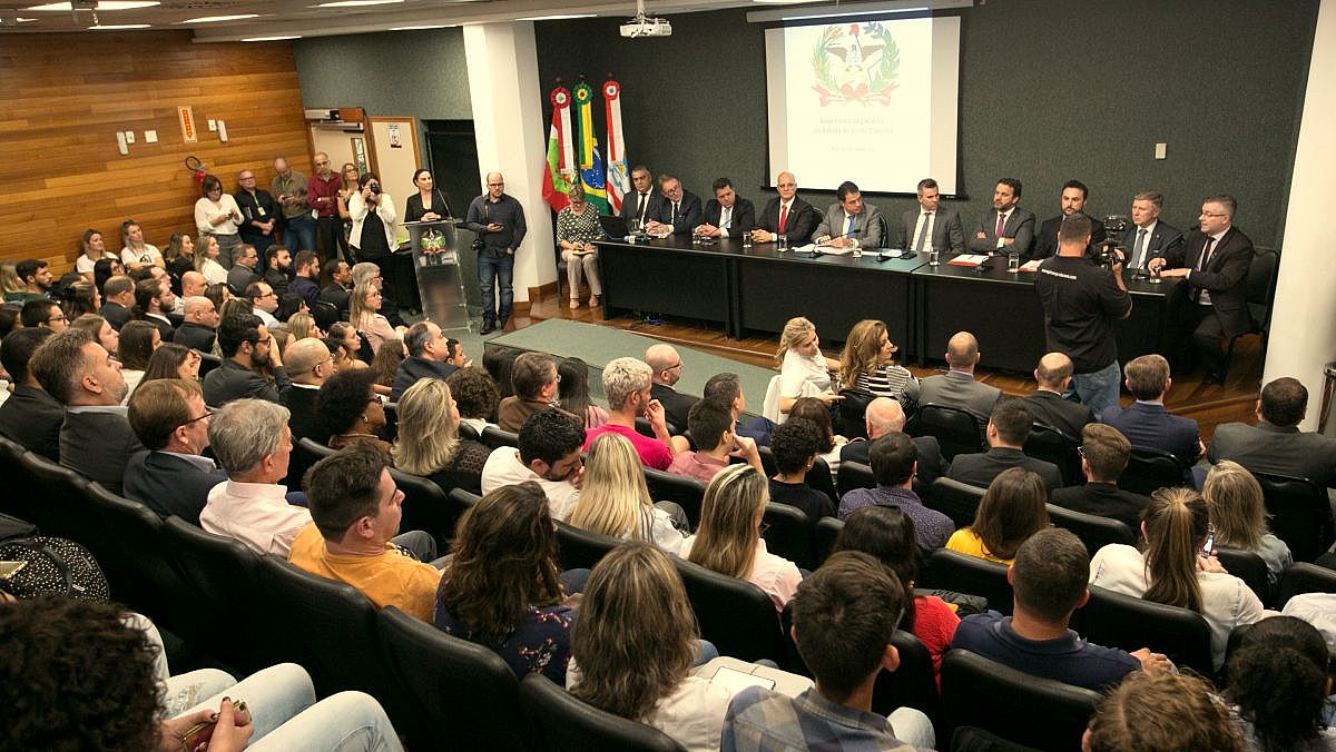 fotonoticia 090419 Frente Parlamentar Educacao Superior RZE13