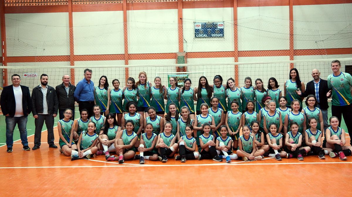 Entrega de camisetas para equipe Voleibol Forquilhinha 26