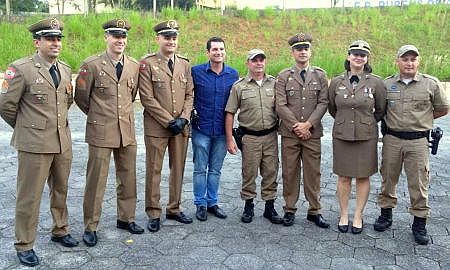 Homenagem policiais 2