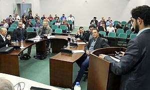 Leandro tribuna