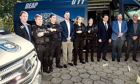 entrega de viaturas e audiencia com sistema penitenciario e lancamento do cartao peculio 20190520 1043969196 1