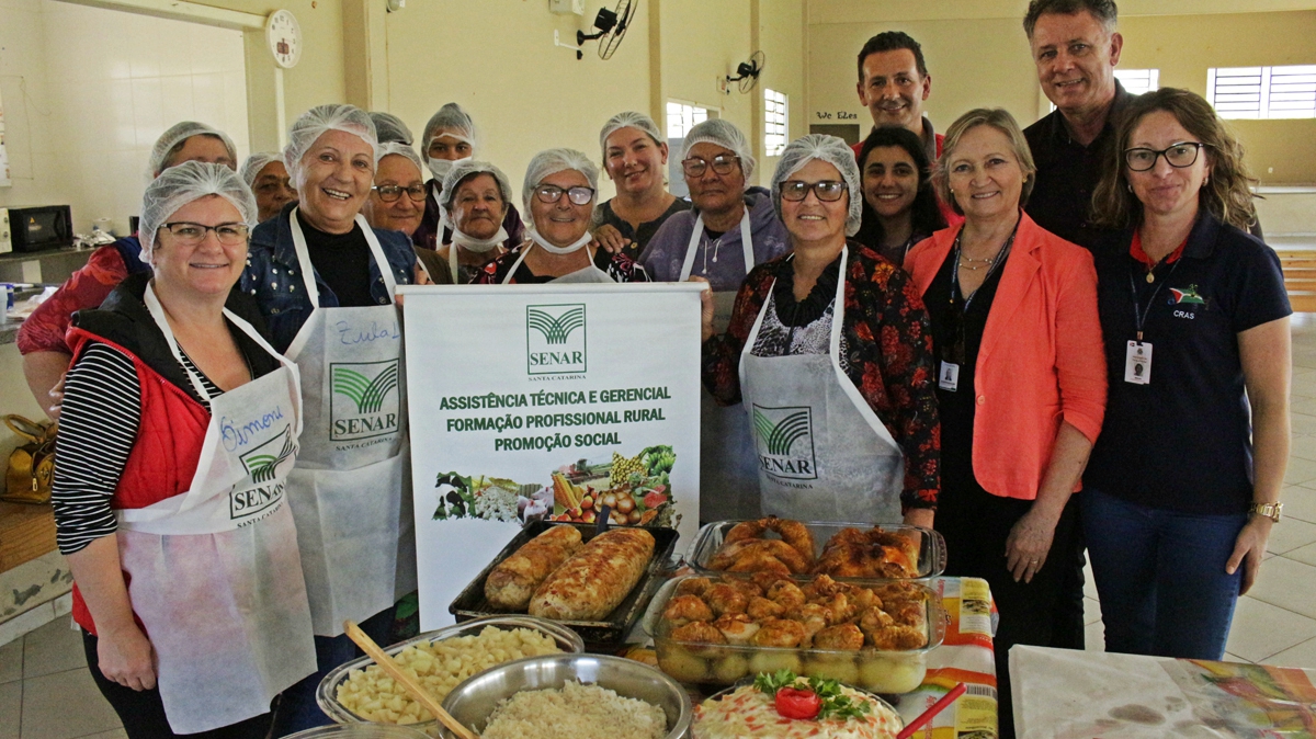 Curso de processamento da carne de frango é realizado em Forquilhinha 7 CursoProcessamentodeFrango15