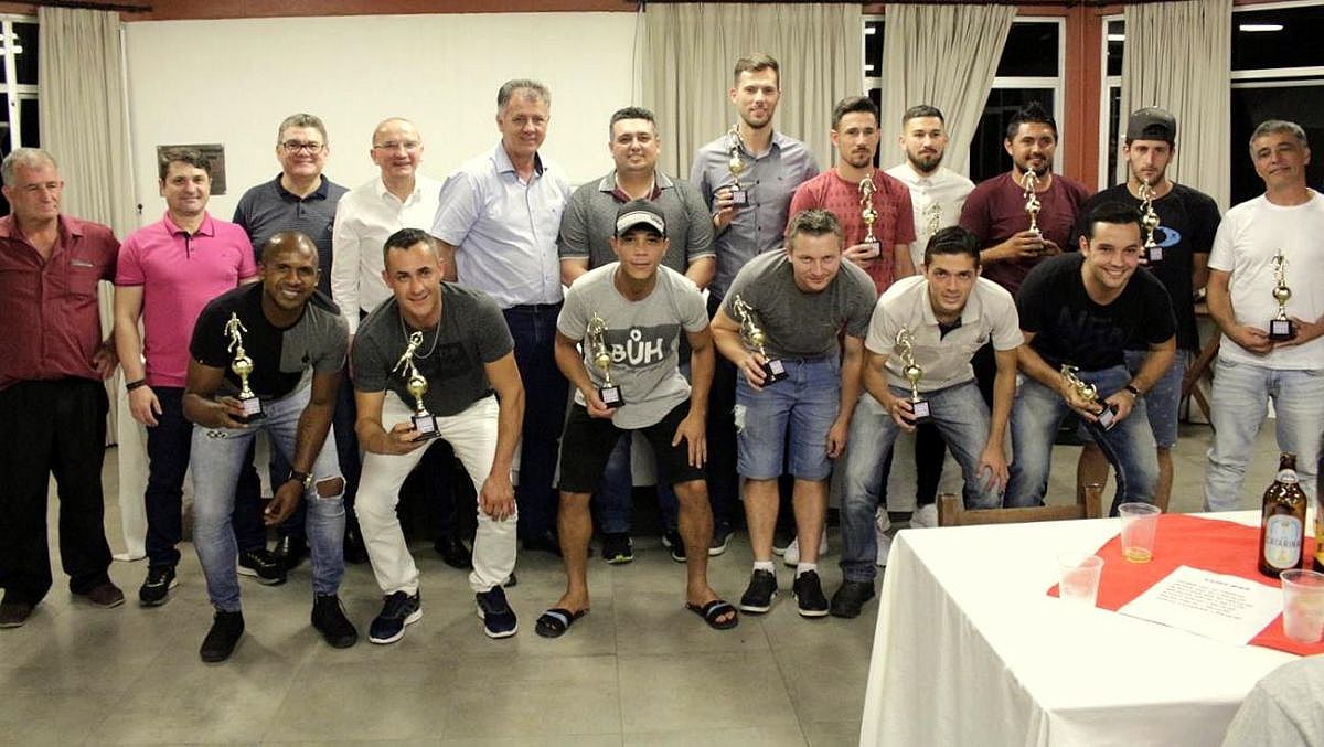 Premiação dos melhores da Taça Dilson Kammer 4