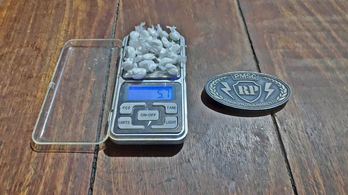 Escondidas em bicicleta, Polícia Militar apreende 21 buchas de cocaína 7 tráfico 4 1