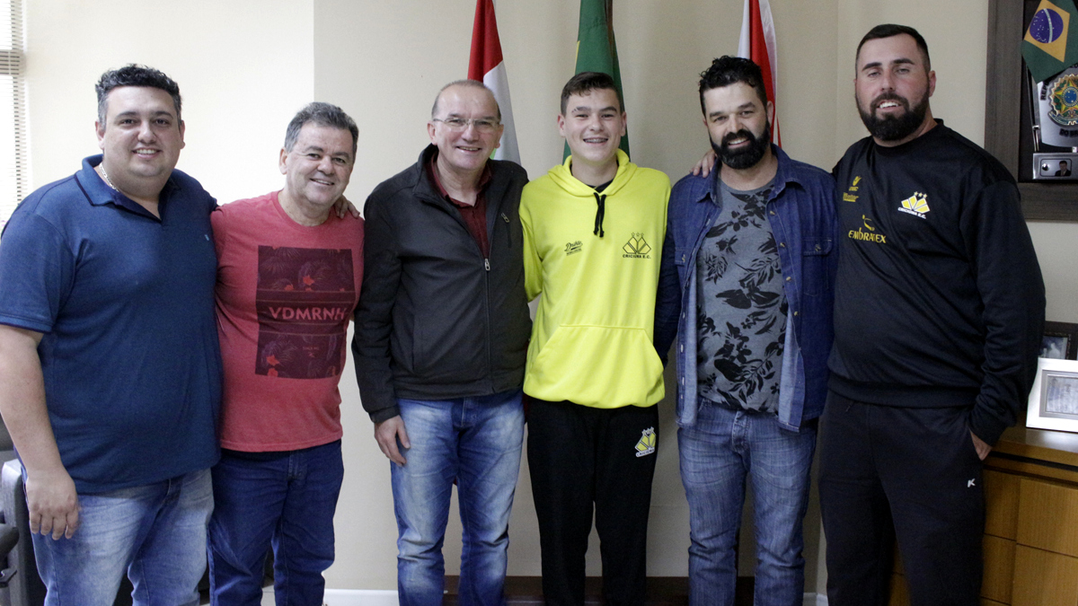 Atleta de Forquilhinha Brendom na categoria de base do Criciúma 3