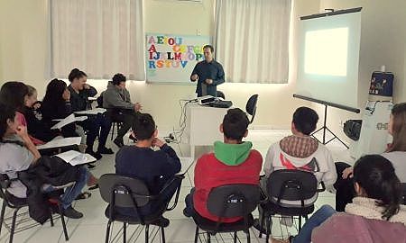 Capacitação comunicação no CRAS Forquilhinha imagens divulgação 1