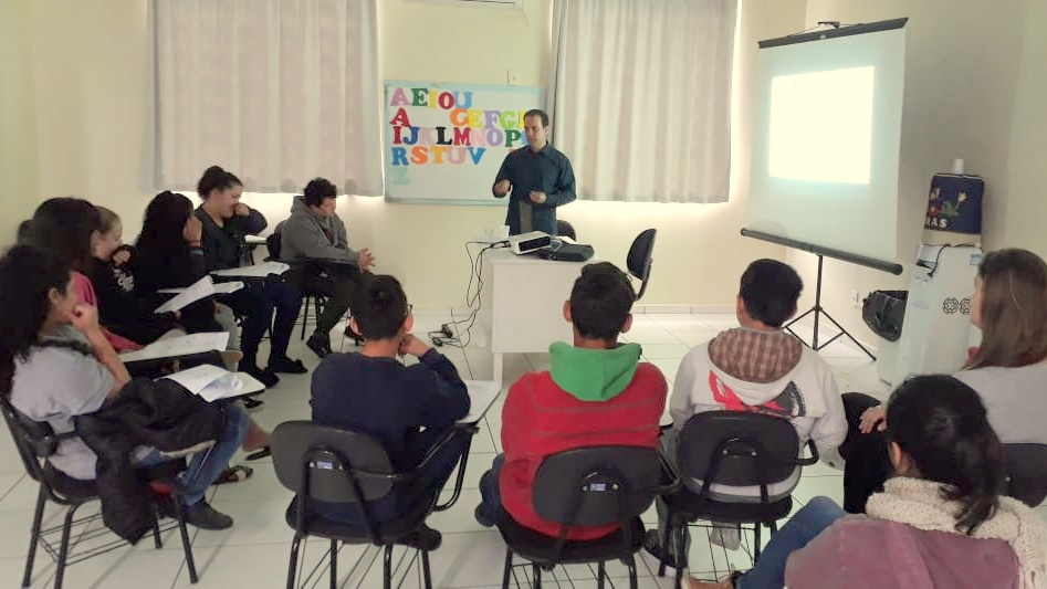 Capacitação comunicação no CRAS Forquilhinha imagens divulgação 1