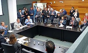 Parlamentares recebem 16 propostas para emenda coletiva de bancada 1
