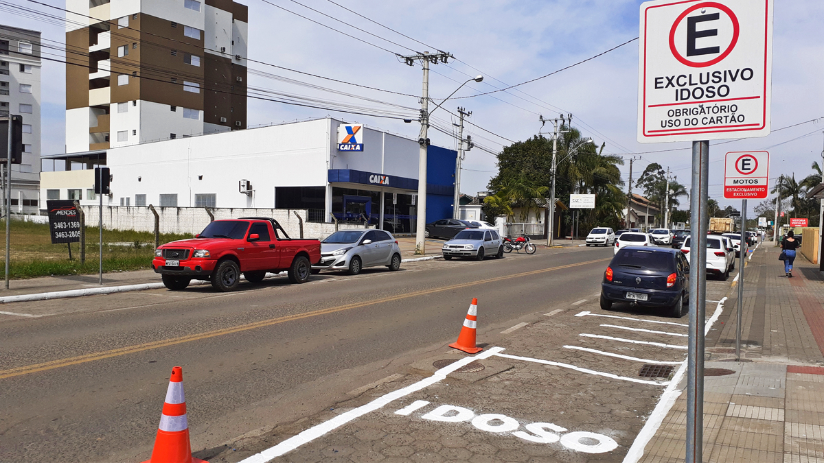 Reforço sinalização de estacionamento em Forquilhinha 3 1