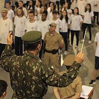 Fibra Jovem: projeto da PM devolve sensação de segurança à E.E.B. Natálio Vassoler 156 Fibra Jovem 32