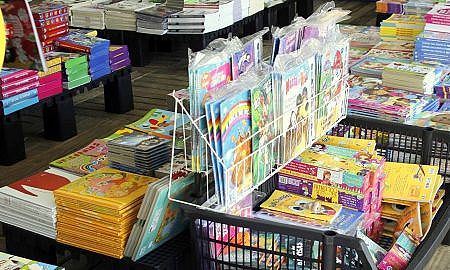 Início da feira do livro Foto por Maria Henrique