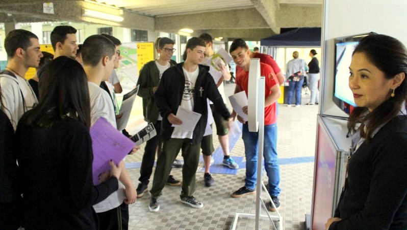 mais de 20 empresas devem participar da feira da empregabilidade