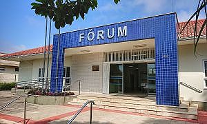 Fórum Forquilhinha Promotoria homem rosto