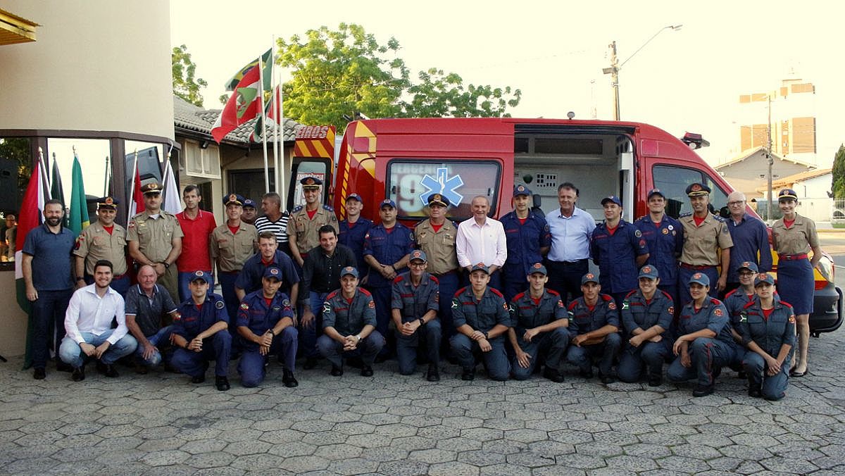 Nova ambulância e título Amigo dos Bombeiros de Forquilhinha 70
