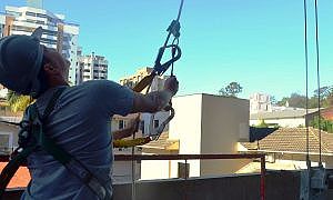 Qualificação da mão de obra reduzida