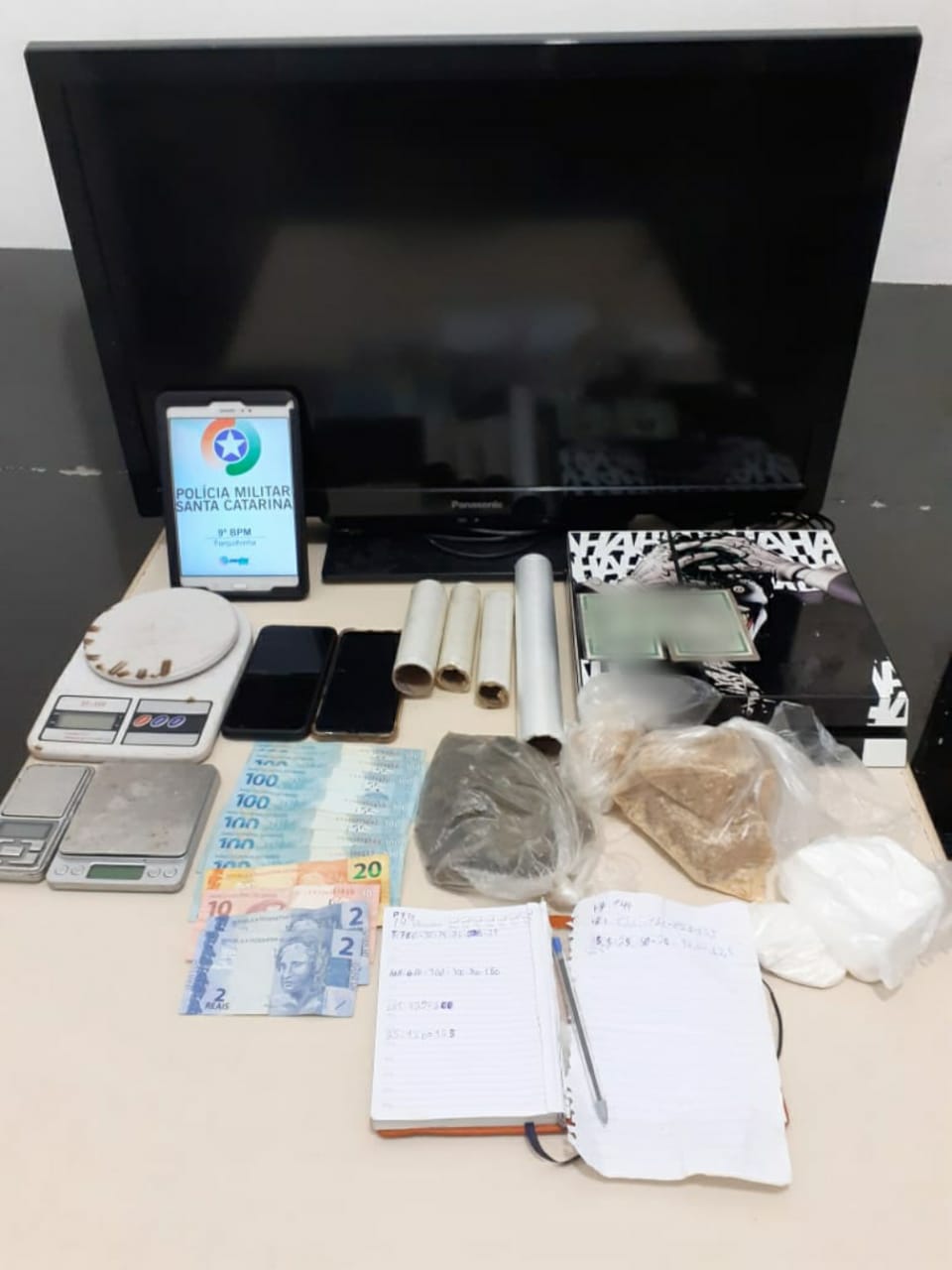 Polícia Militar apreende 1kg de drogas na Cidade Alta 8 WhatsApp Image 2020 01 29 at 00.58.24