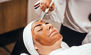 Estetica e cosmetica Raphael lovaski unsplash