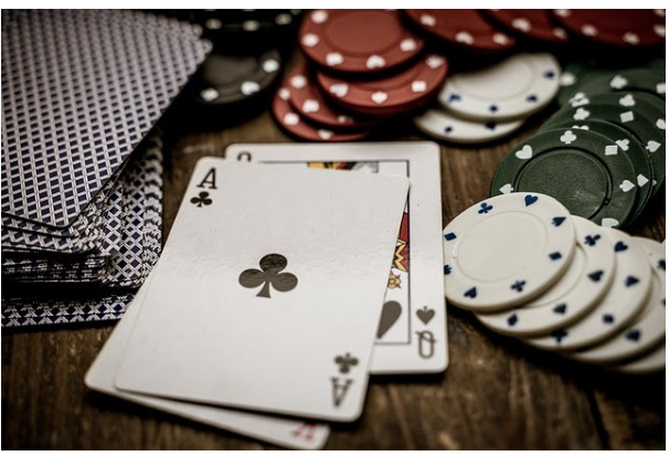 Saiba hoje mesmo como começar a jogar poker online