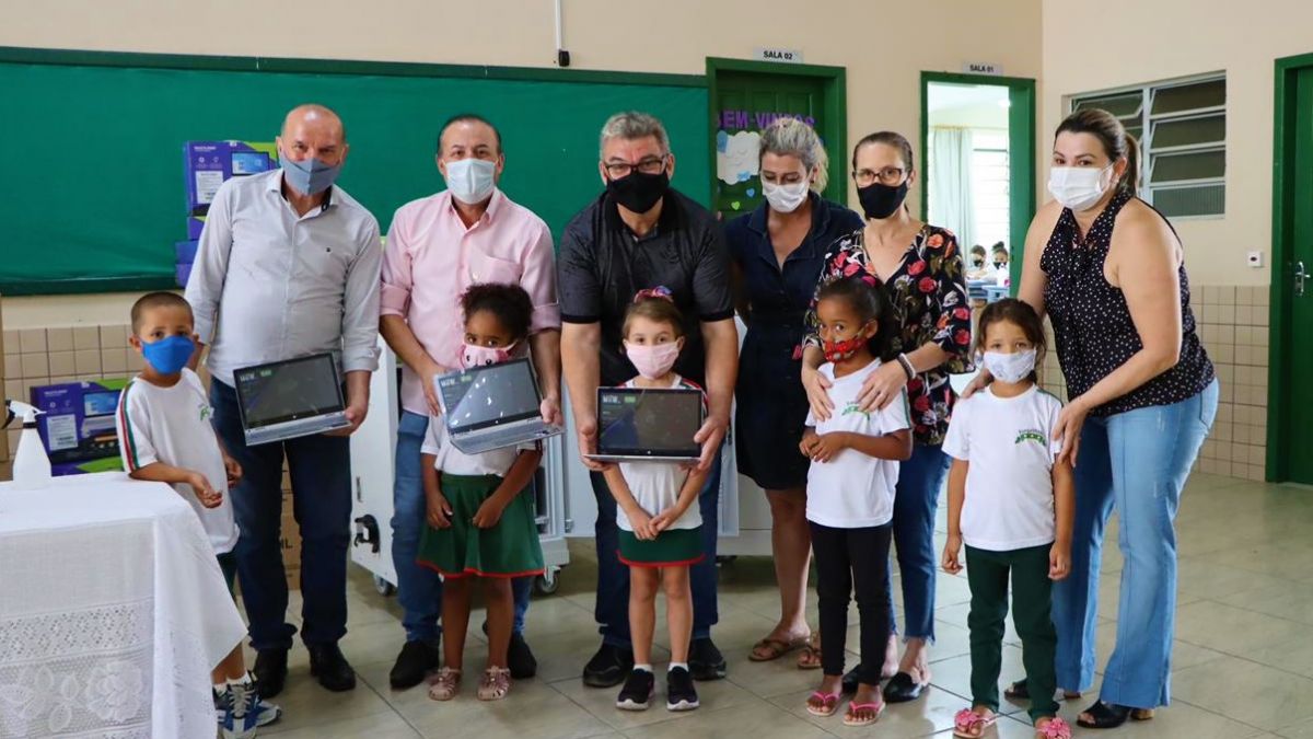 Entrega de notebooks