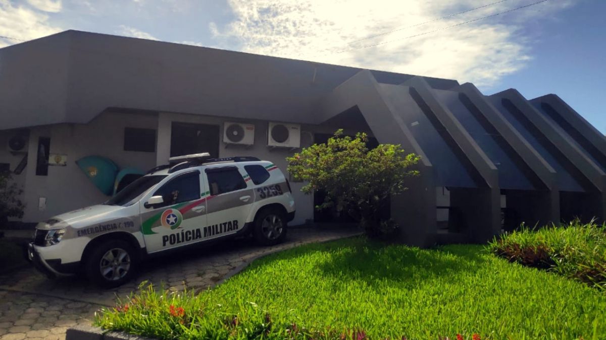 No Bairro Vila Lourdes, homem é baleado na mão 7 baleado 1