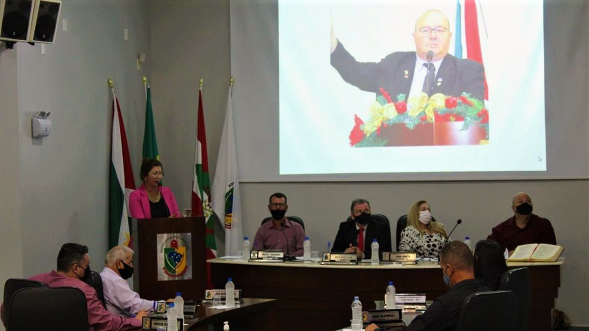 Homenagens ao ex vereador Juares de Oliveira 1