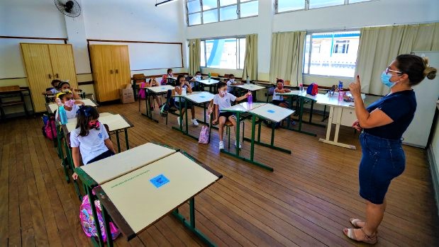 professores vacina coronavirus