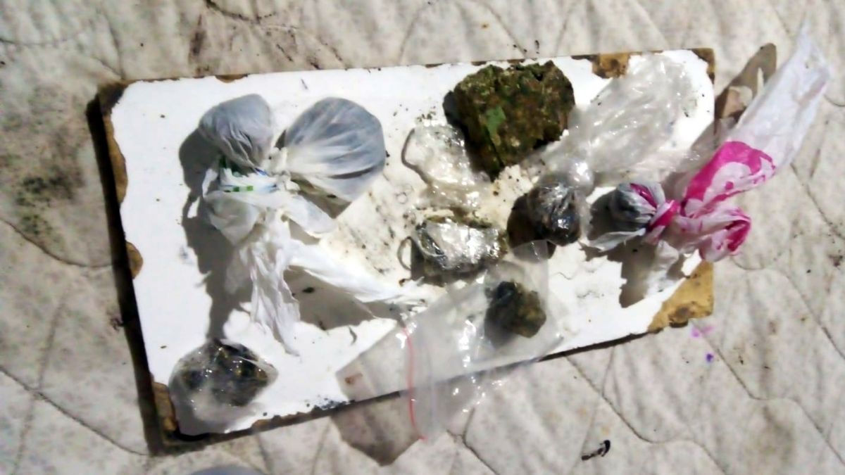 Trio é flagrado pela PM com maconha no Bairro Santa Ana 2 trafic 2