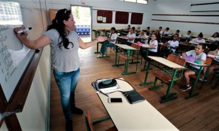 professor 20210831 1066402726