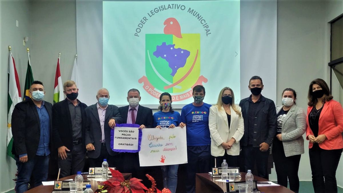 Familiares de autistas na 44a Sessao da Camara em Forquilhinha 1