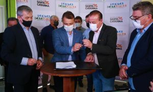 51848984455 077551bf1f b