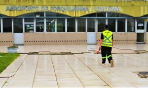 aeroporto diomicio freitas