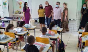 Forquilhinha inicia o ano letivo com entrega de materiais e escolas reformadas 6