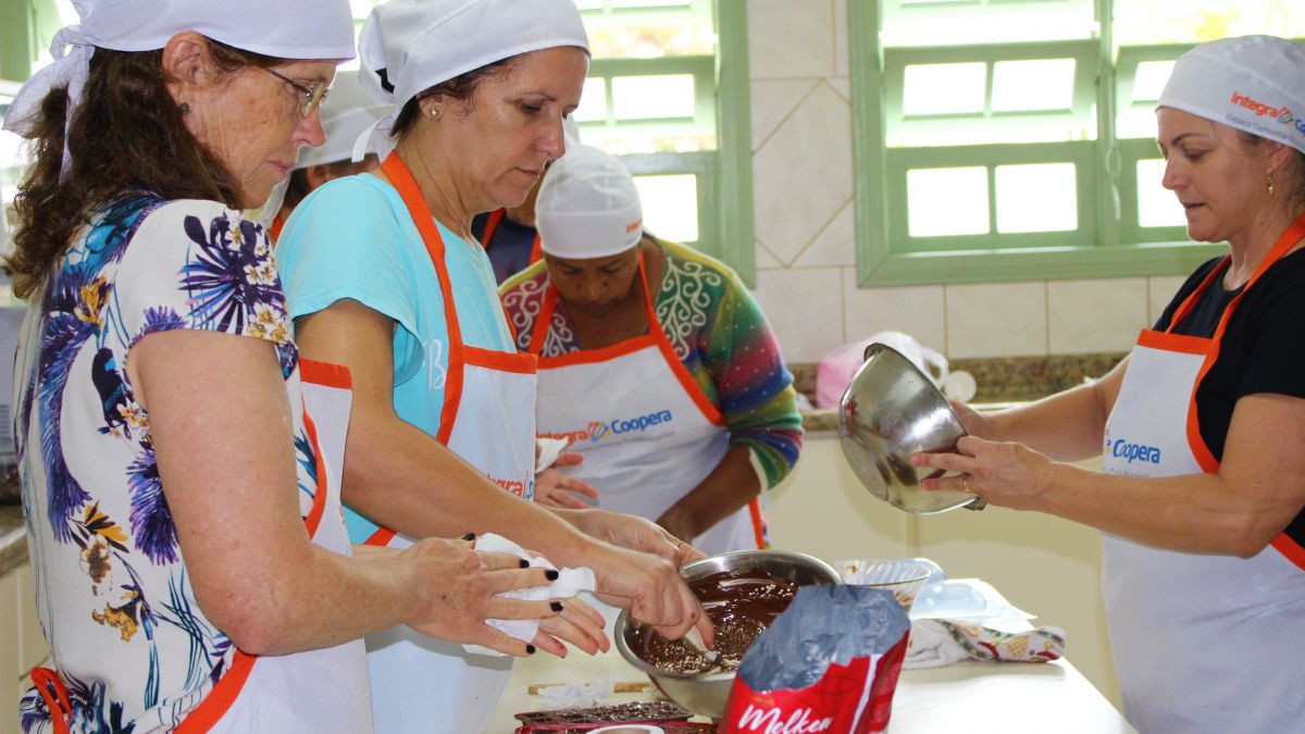 Cooperadas curso de ovos de pascoa