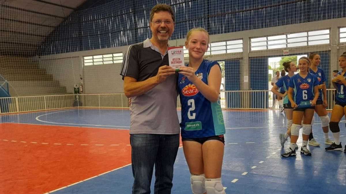 MANUELA ATLETA DESTAQUE