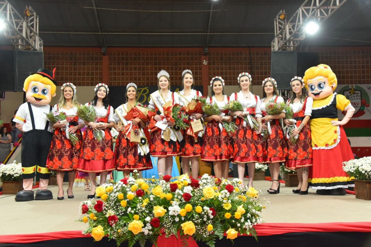 Eleita nova corte da Heimatfest 2023 7 Corte Heimat