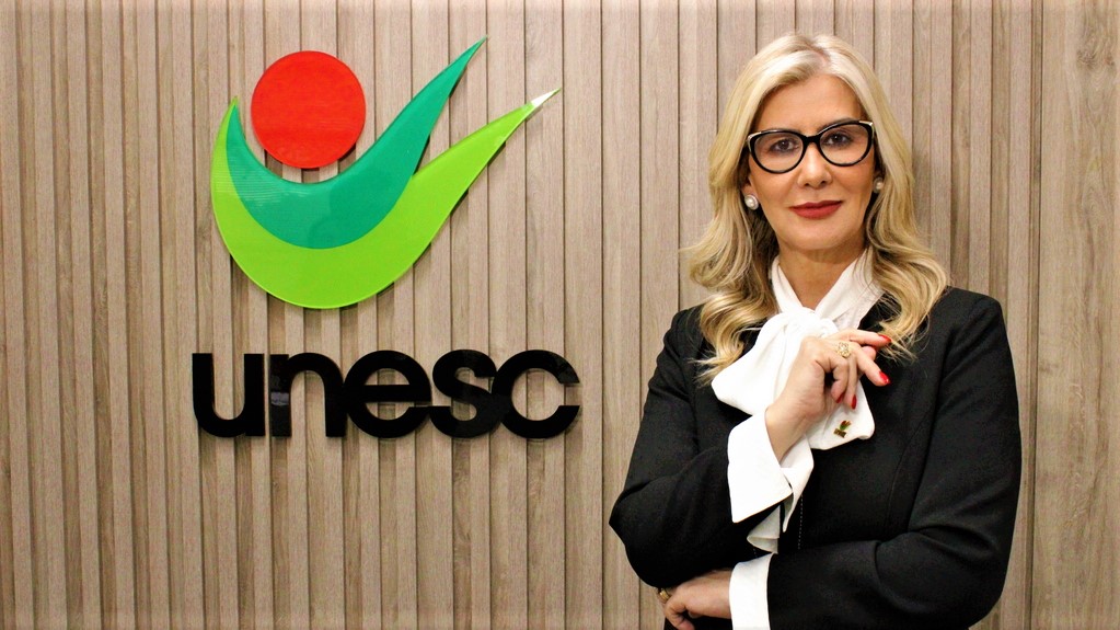 Reitora Luciane Acafe Unesc