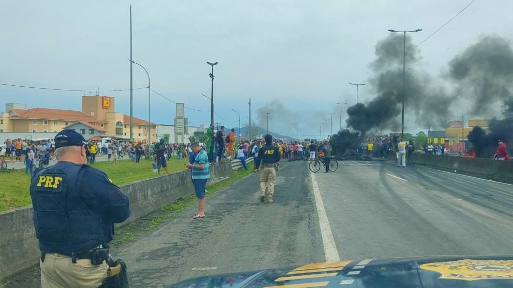 Gabinete de Crise paralisa