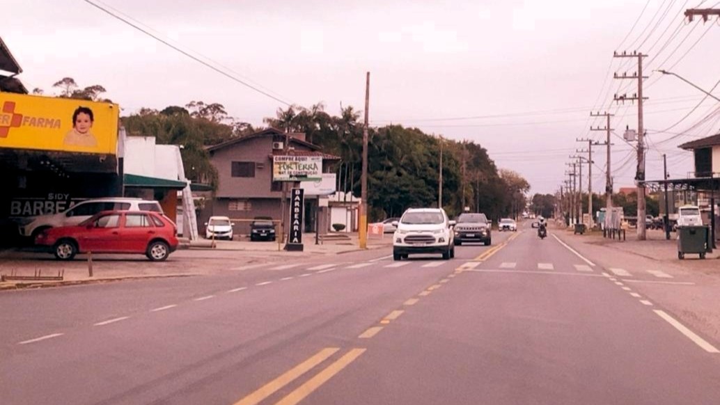 Vereadores solicitam lombofaixas e conclusao da revitalizacao asfaltica na Rodovia Gabriel Arns