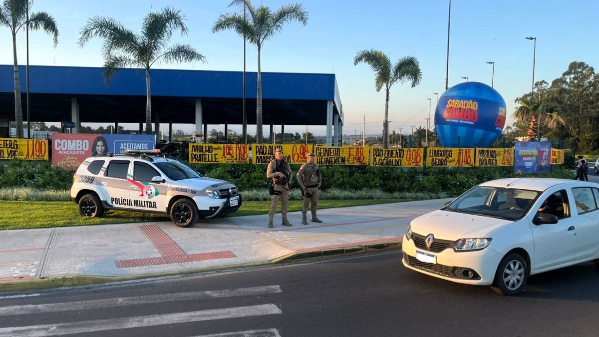 Operação Sentinela: PM reforça policiamento e ostensividade em Forquilhinha 8 WhatsApp Image 2026 03 04 at 19.16.14
