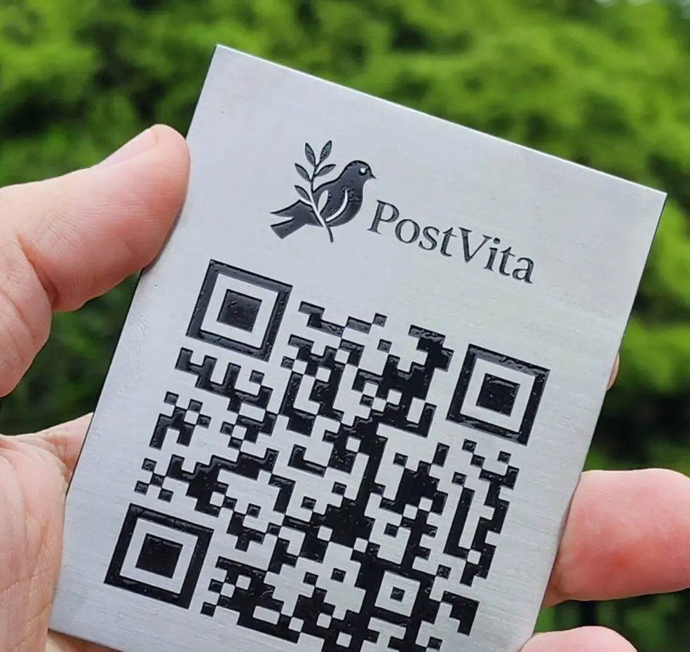 PostVita inicia venda de placas com QR Code para preservação de histórias familiares 6 Post Vita